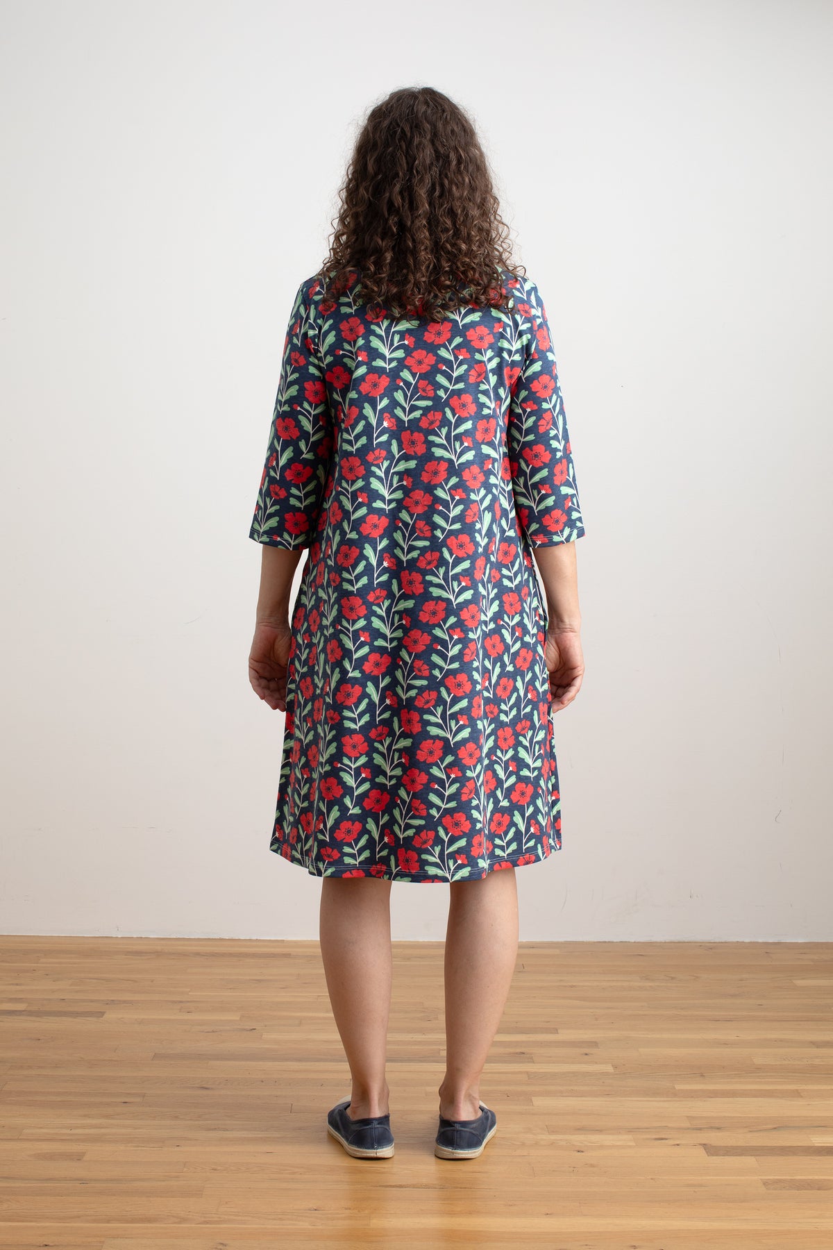 Helsinki Dress - Poppies Navy